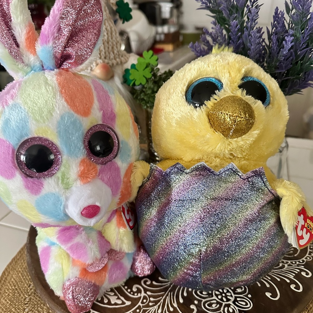 Beanie Babies, Bloomy & Meg